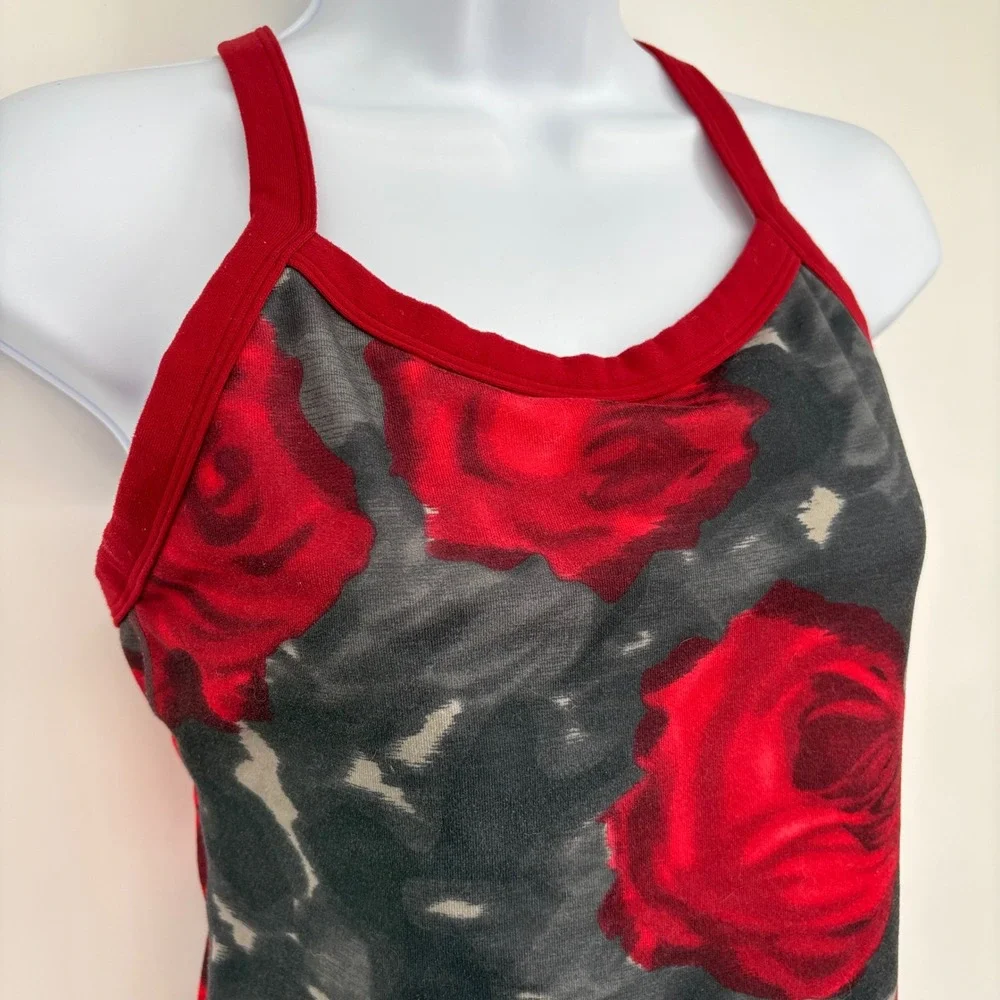 Lululemon Tank Top Women 6 Red Rose Print Racerback Shelf Bra Rare Gym Yoga